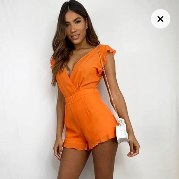 PrettyLittleThing Women's Orange V-Neck Tieback Jumpsuit Romper Size 12 - Picture 1 of 5